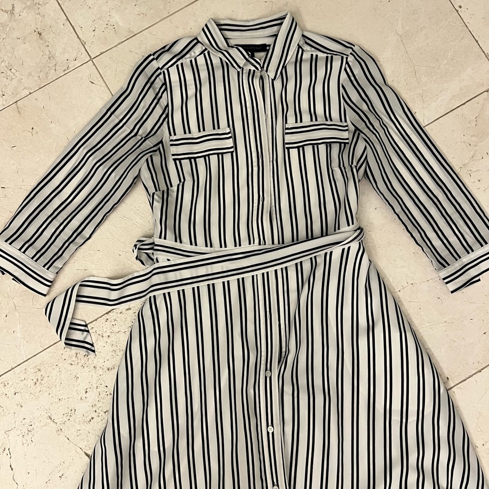 Banana Republic Maxi Dress - Picture 3 of 4